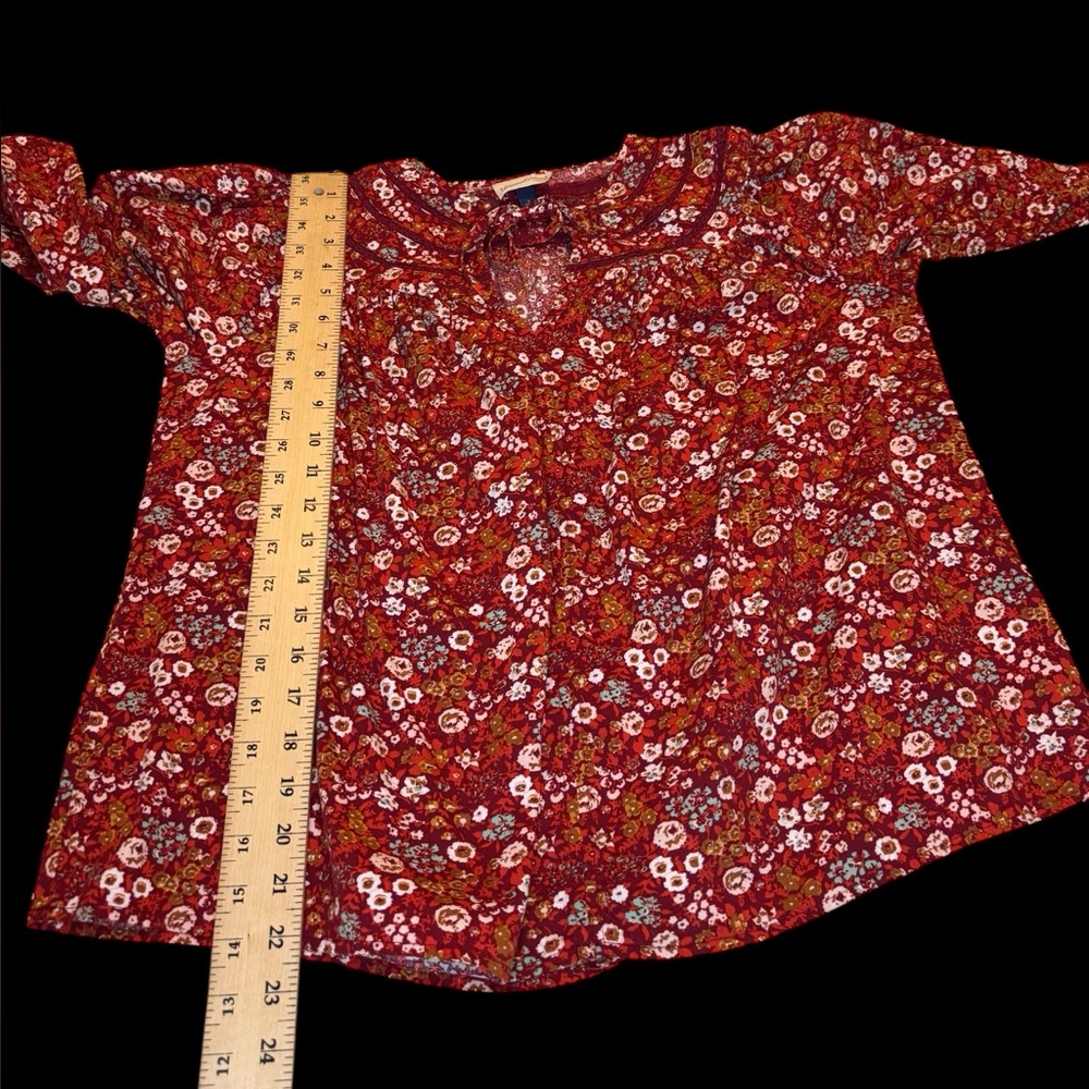 Universal Thread Shirt - Picture 8 of 9